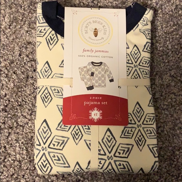 Burt's Bees Baby Other - Organic cotton Burts bees pj set 4t NWT